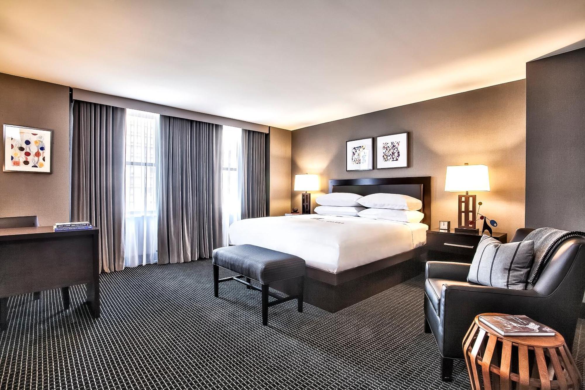 Deluxe King Room