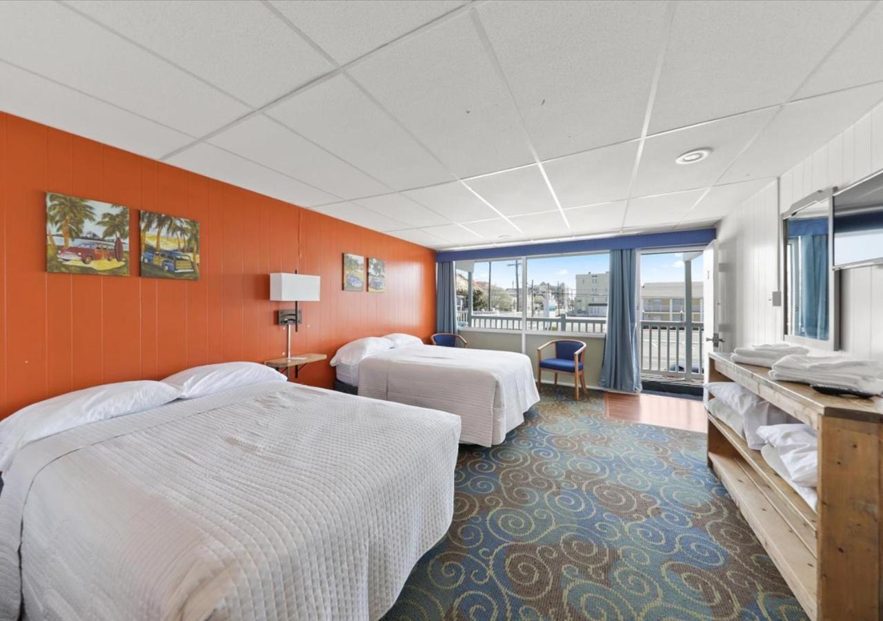 Efficiency Room Two Double Beds