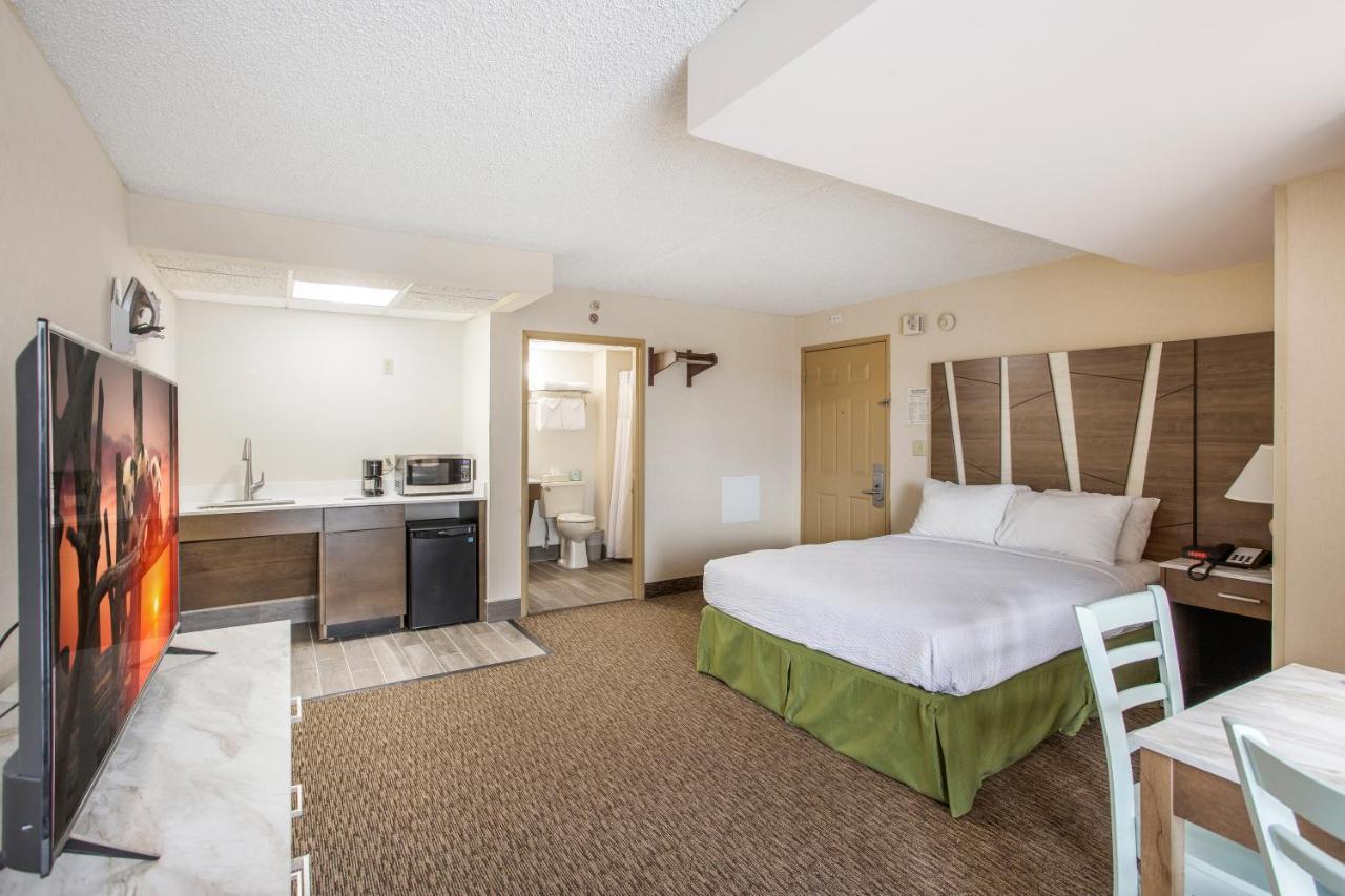 Queen Room Side Sea View