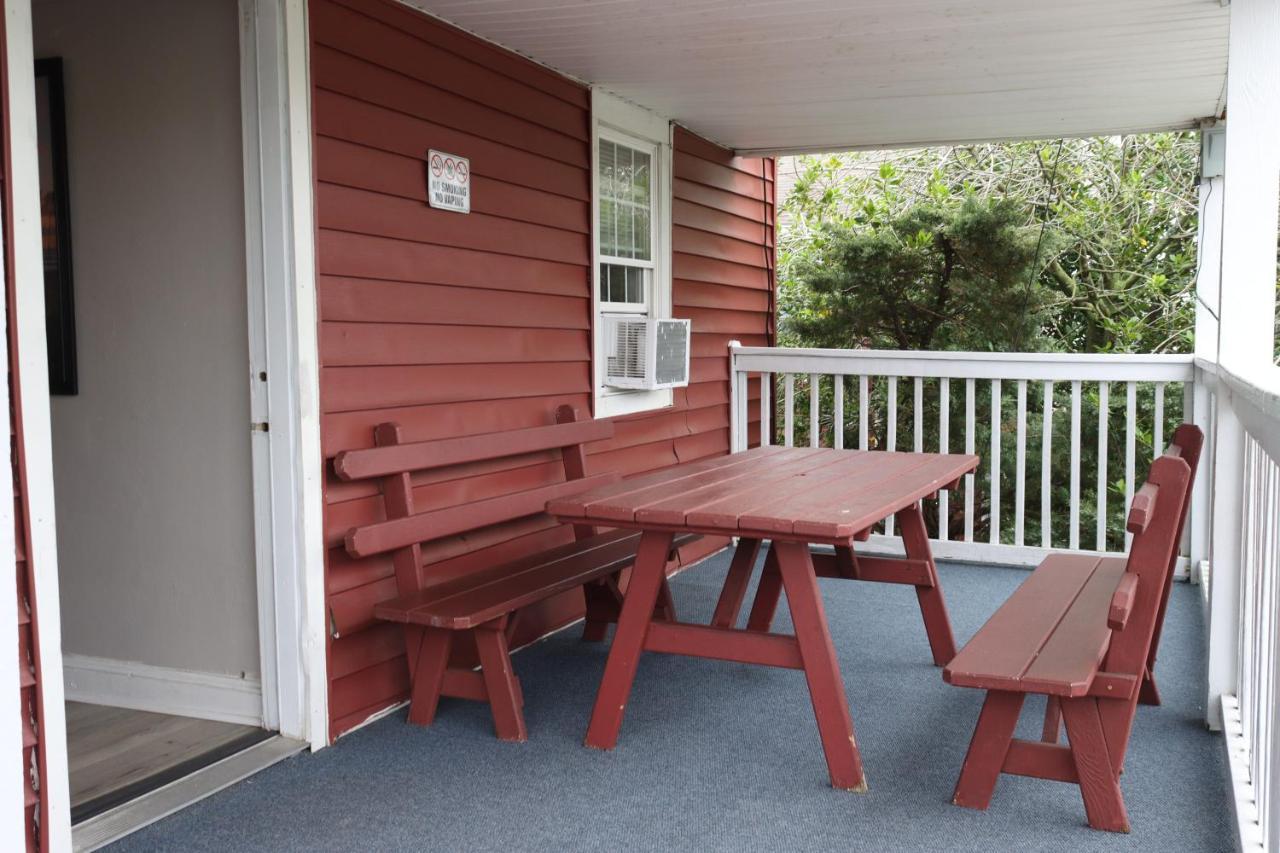 North Bldg Three Bedroom Apartment