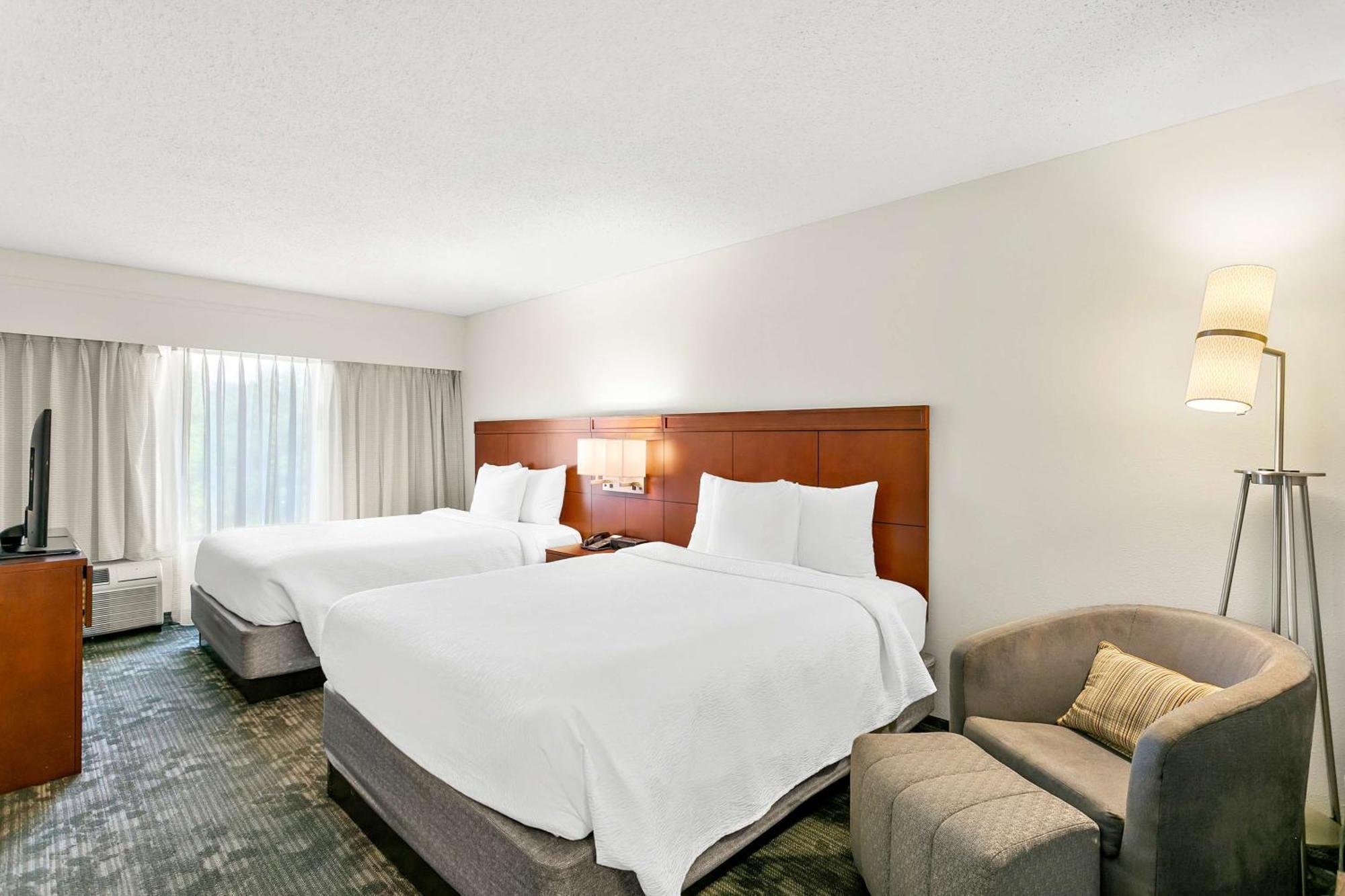 One-Bedroom Suite Two Queen Beds