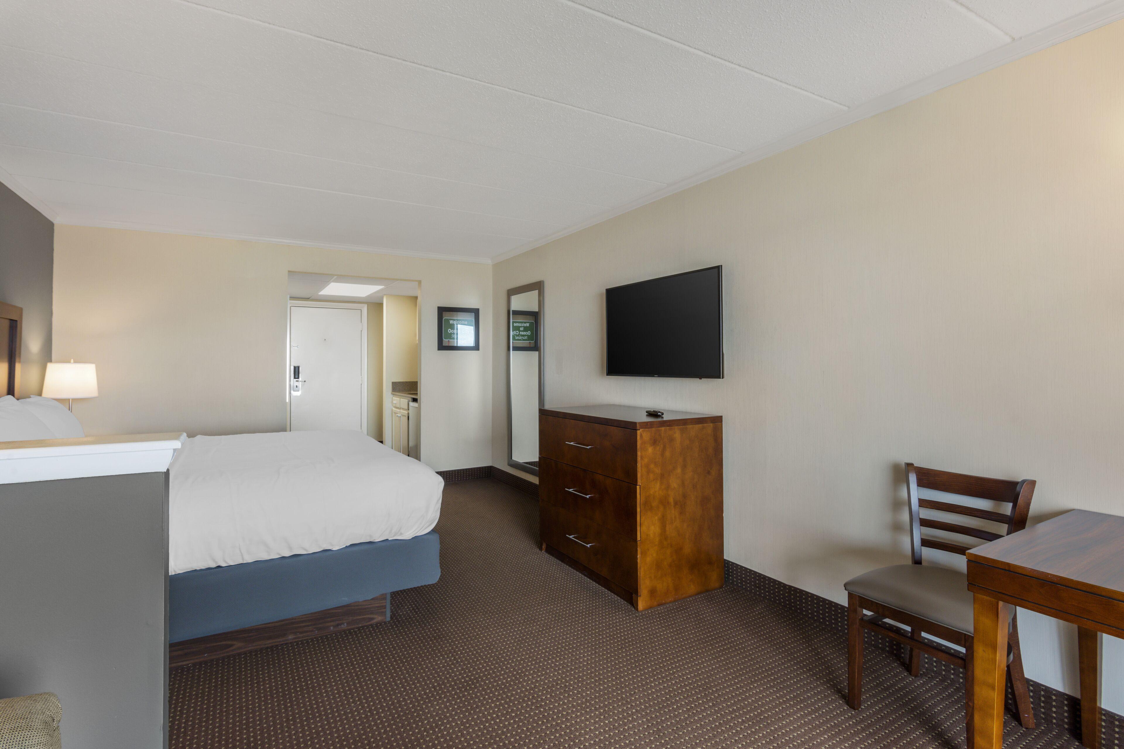 King Room King Bed Upper Floor Sleep Sofa Efficiency Non Smoking
