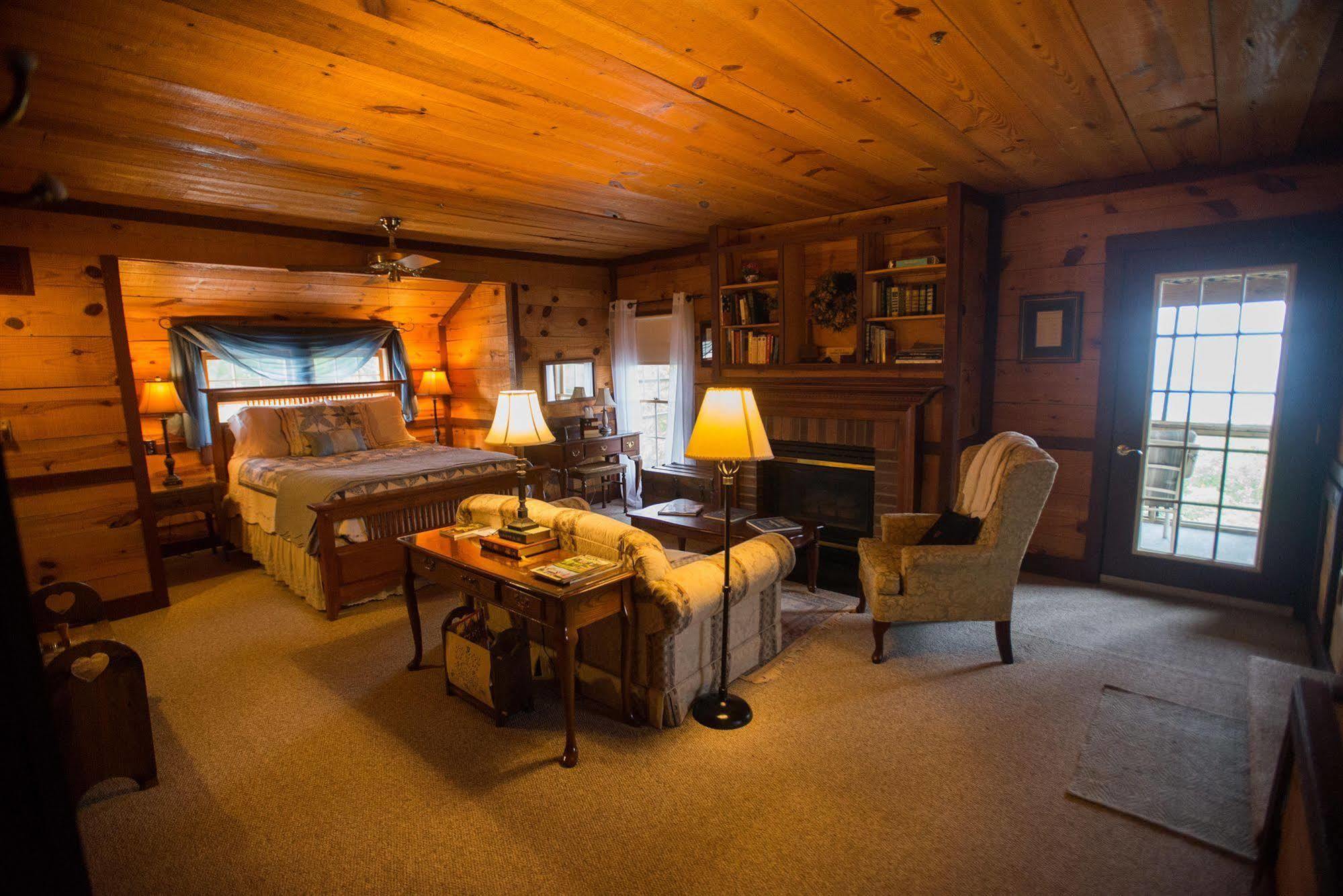 Suite 1 Bedroom