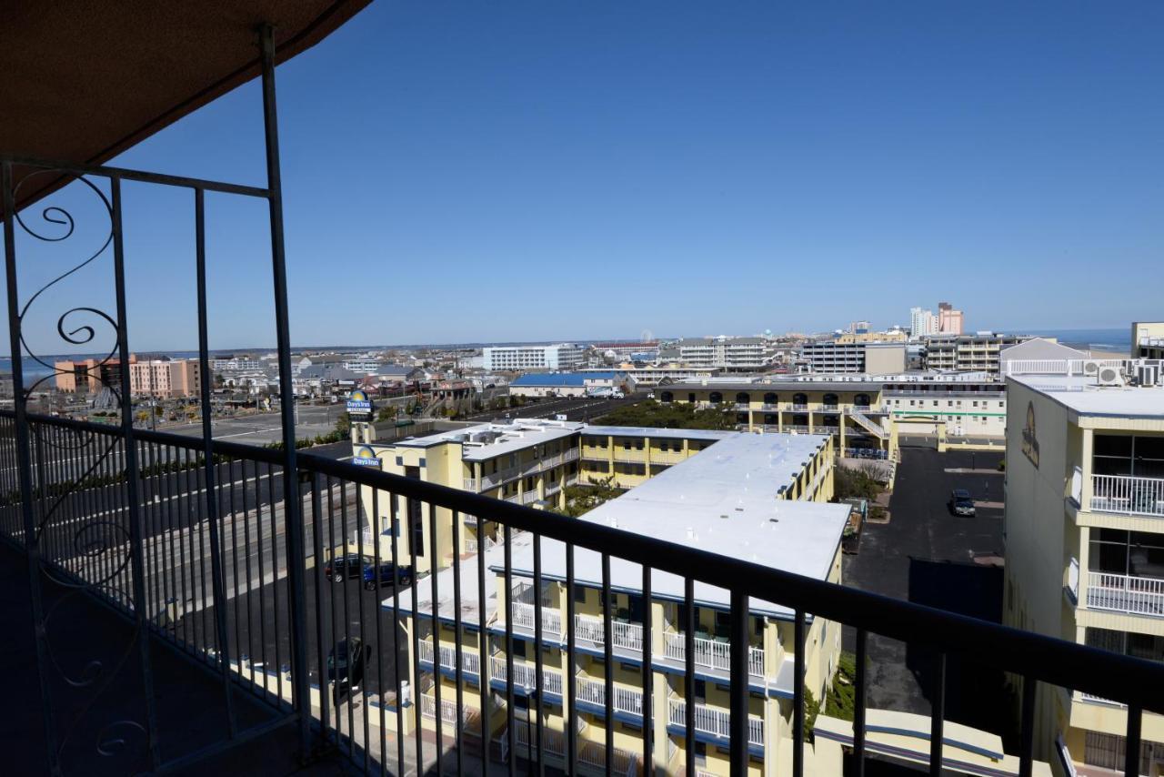 City view Two Queen beds Non Smoking