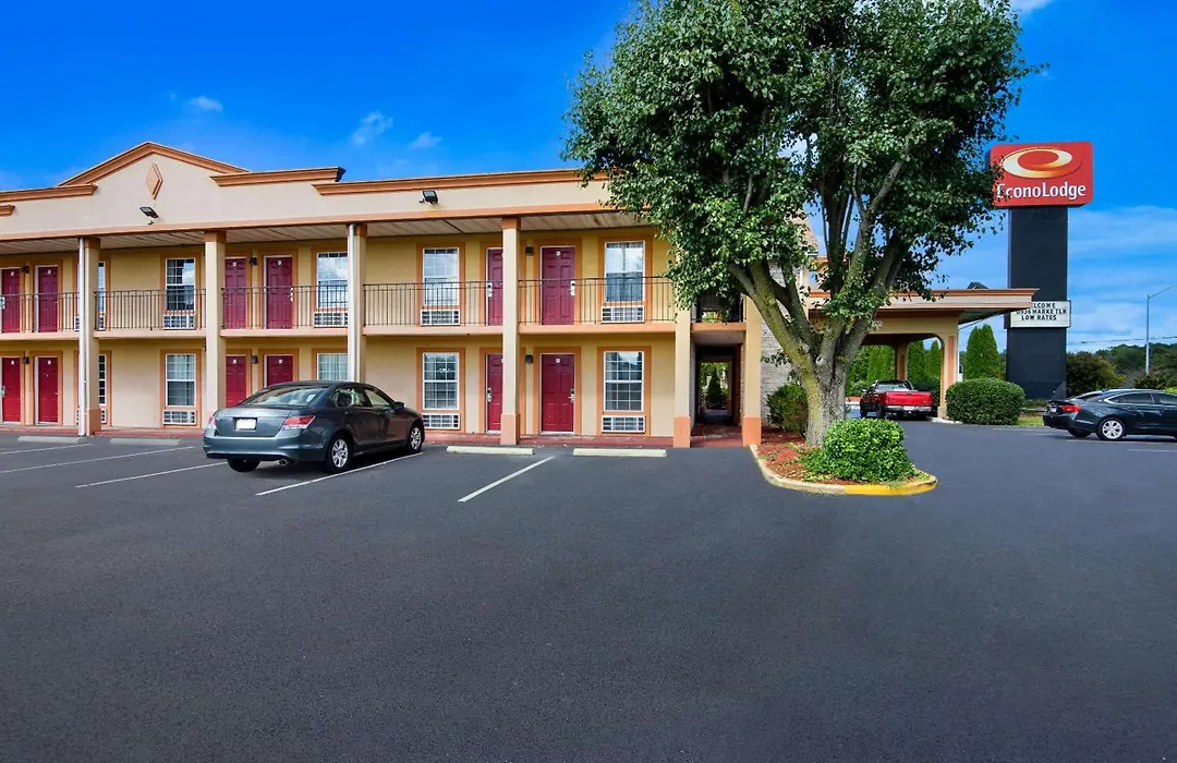Econo Lodge Princess Anne-1