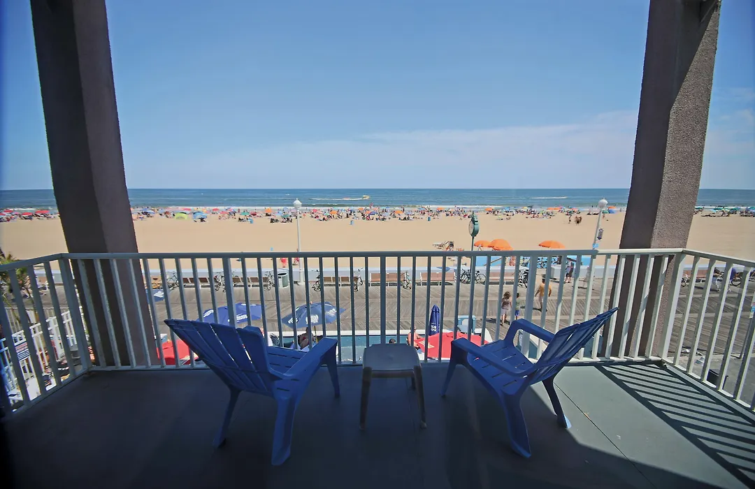 Flagship Oceanfront-1