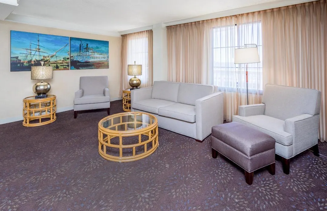 Holiday Inn Baltimore-Inner Harbor-1
