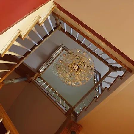 The Victorian-Candle Bed & Breakfast-3