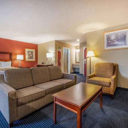 Baymont By Wyndham Hagerstown-2